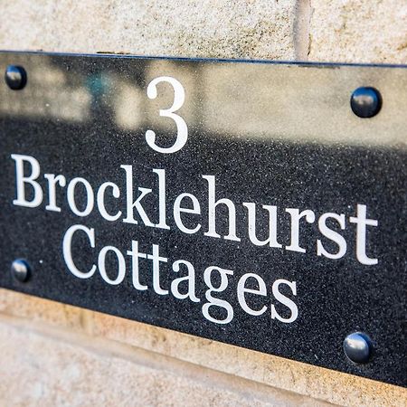 Buxton Centre Cosy Cottage With Free Secure Parking ภายนอก รูปภาพ