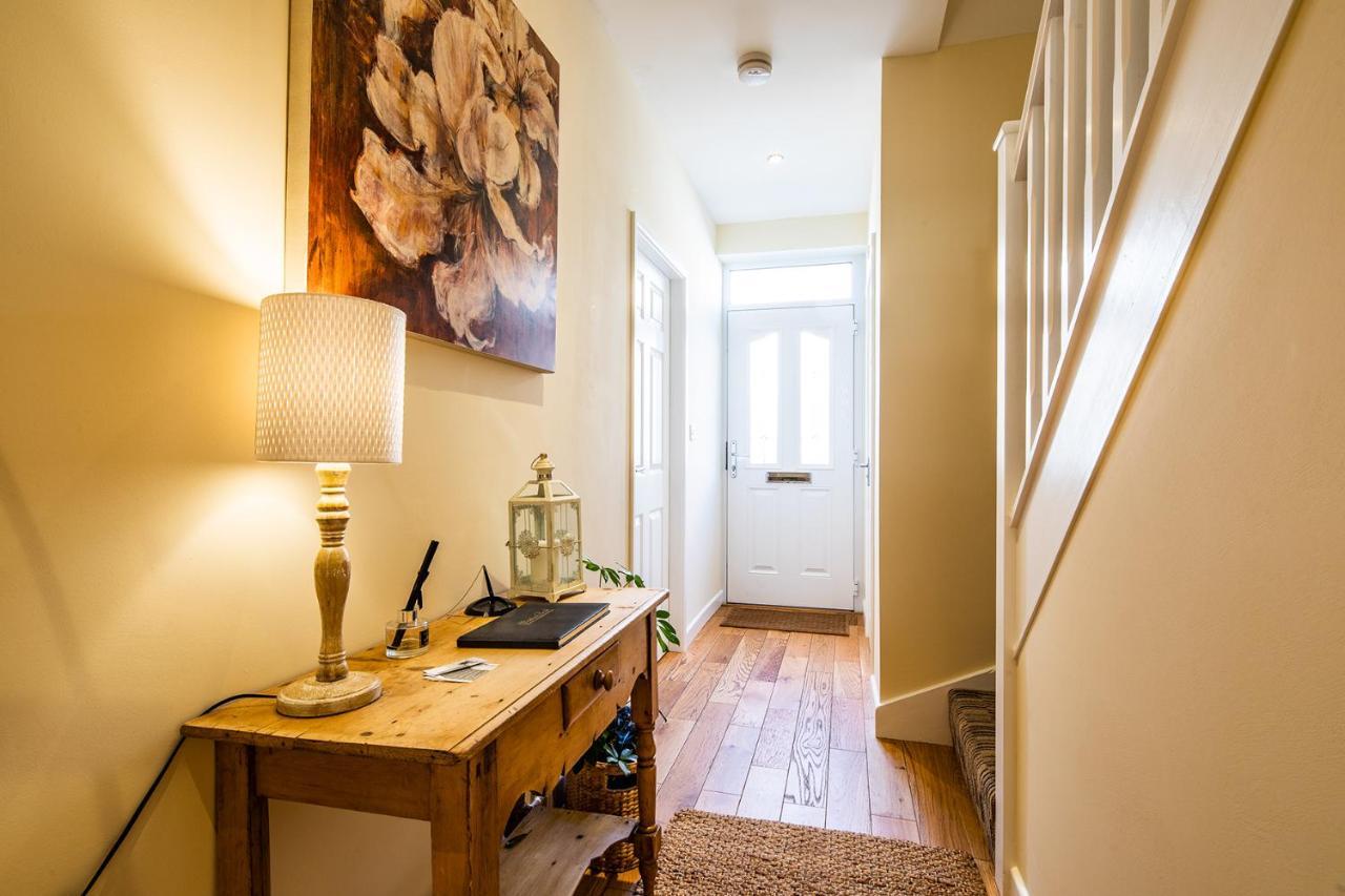 Buxton Centre Cosy Cottage With Free Secure Parking ภายนอก รูปภาพ
