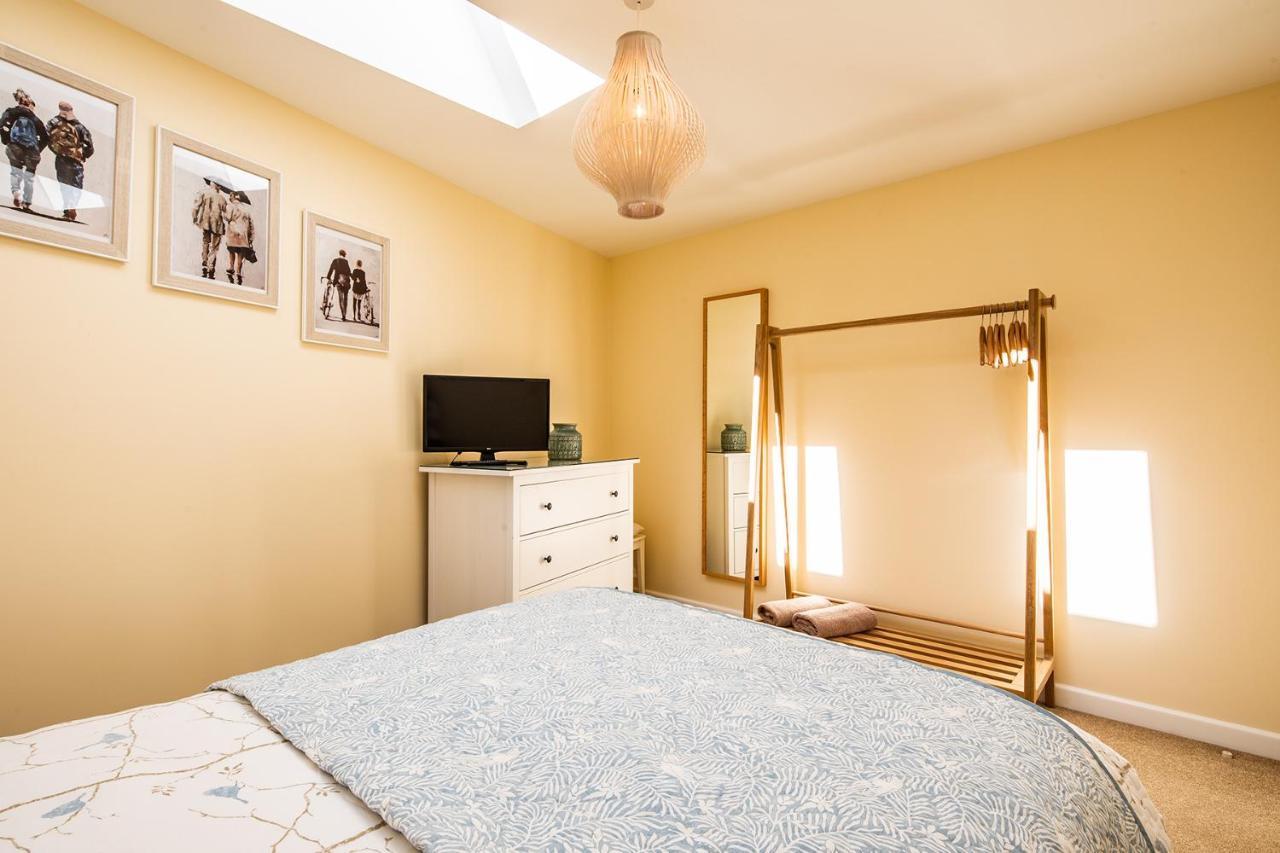 Buxton Centre Cosy Cottage With Free Secure Parking ภายนอก รูปภาพ
